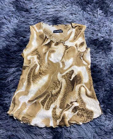 Alison Sleeveless Top