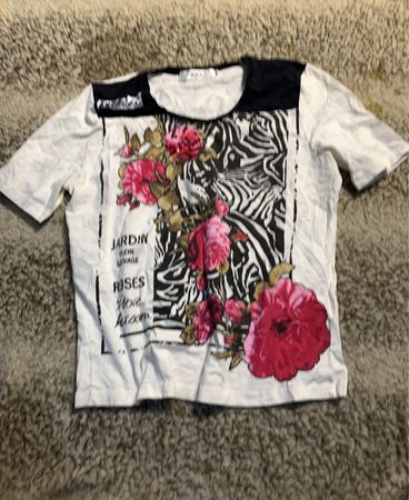 T-Shirt with Zebra and Floral Design