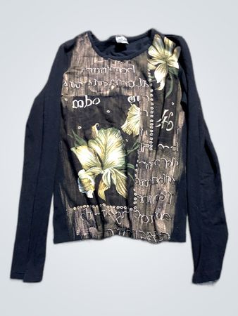 Long Sleeve Shirt with Floral Design