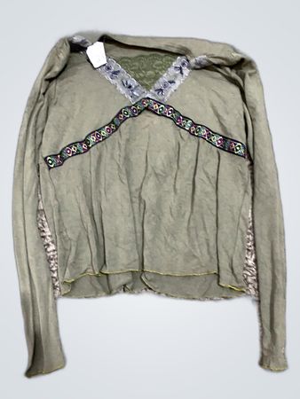 Green Long-Sleeve Top with Embroidered Accents