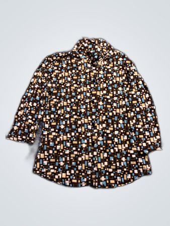Long-Sleeve Button-Down Shirt with Geometric Pattern