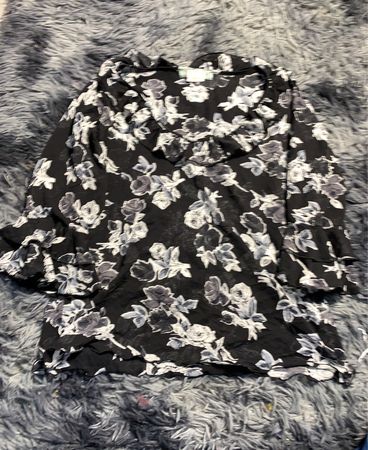 Blouse with Floral Pattern