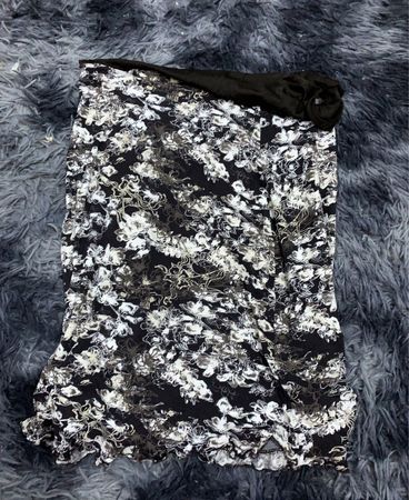 Floral Pattern Skirt