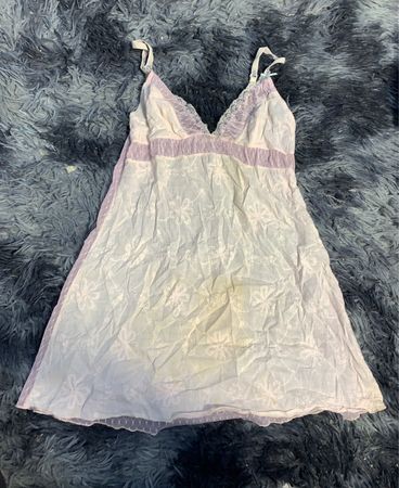 Women's White Chemise