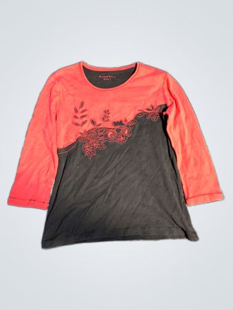 Armand Thiery Women's Red and Black Floral Embroidered Top