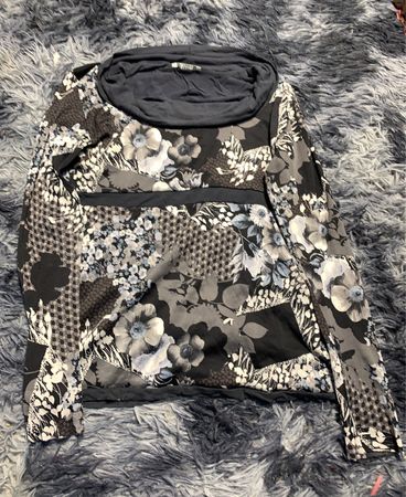 Long-Sleeved Floral Top