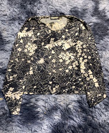 Scorrito Floral Long Sleeve Top