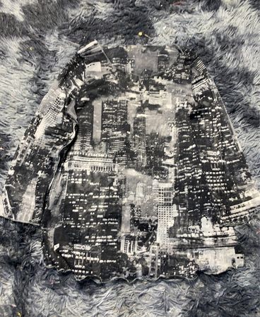 T-Shirt with Cityscape Print