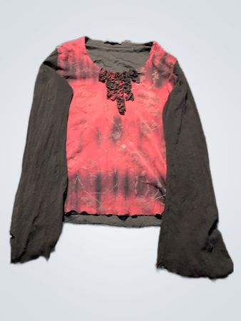Long-Sleeve Top with Red and Black Design