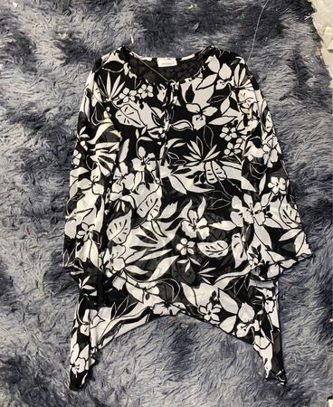 Black and White Floral Top