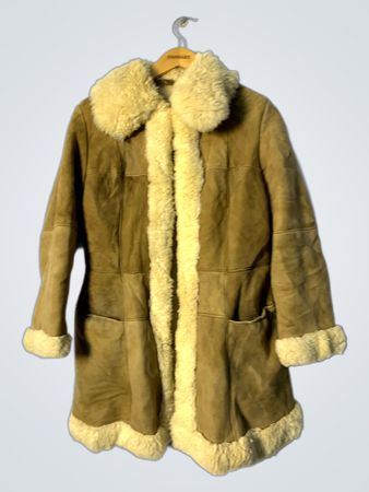 Vintage Tan Suede Coat with Fur Trim