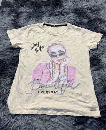 La Loute Stay Safe Personality Everyday T-Shirt