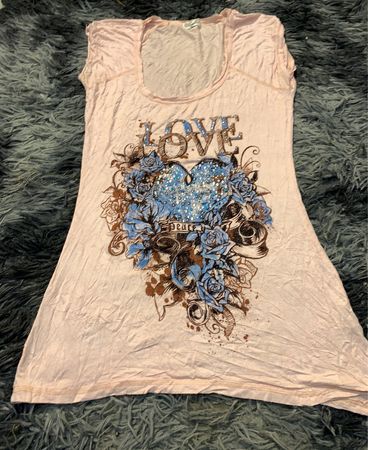 Pink Sleeveless Tank Top with Love Graphic