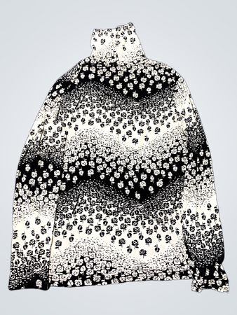 Black and White Floral Pattern Sweater