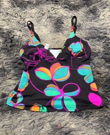 Women's Black Floral Swimsuit Top