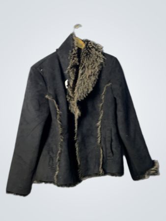 Moda Faux Fur Trimmed Jacket