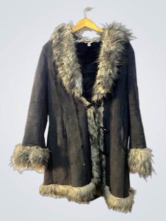 MISSY Faux Fur Trimmed Coat
