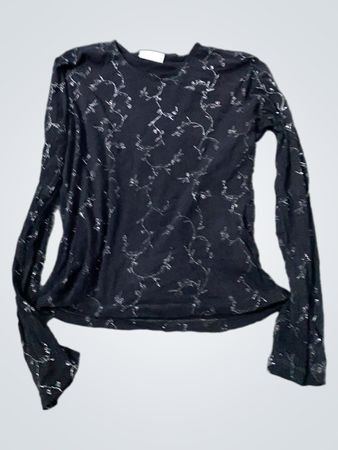 Schwarzes Langarmshirt mit silbernem Weinmuster