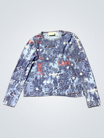 Überprüfen Sie dieses Langarmshirt für Mädchen von Lindex mit "Love"-Muster.