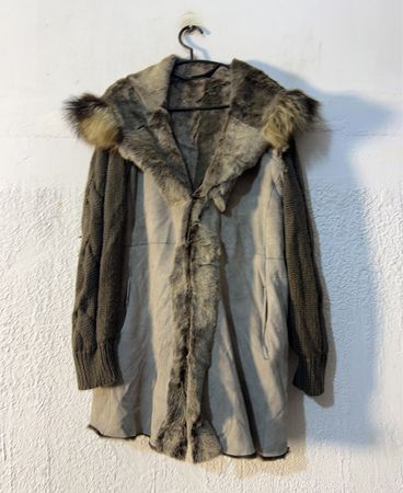 Women's Fur Trimmed Hooded Coat with Knit Sleeves