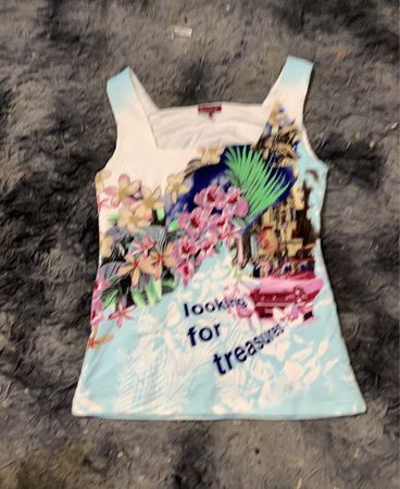 Tanktop mit Blumen- und Stadt Druck