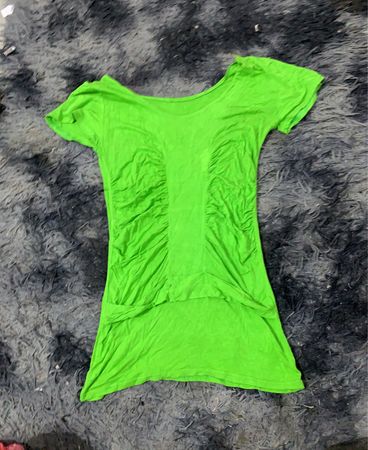 Grünes T-Shirt
