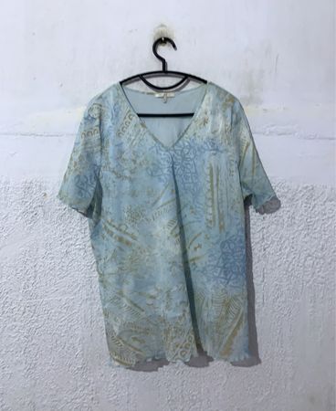 Kenny S. Plus Damen Bluse mit V-Ausschnitt in Hellblau mit Muster