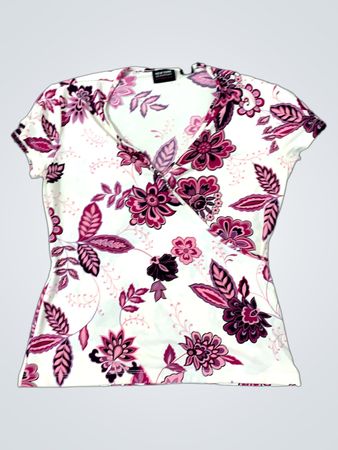 New York & Company Damen Blumenmuster V-Ausschnitt Stretch-Top
