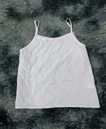 Weiße Spaghetti-Top