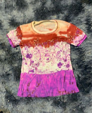 Tie-dye T-Shirt mit Blumenmuster