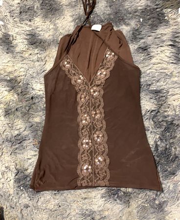 Braunes Neckholder-Top mit Spitze und Pailletten