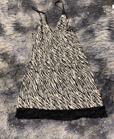 Zebra-Print-Slipkleid mit Spitzensaum
