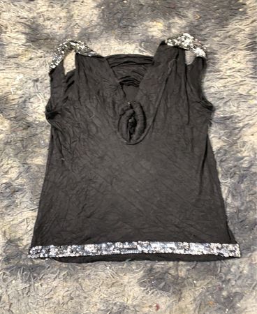 Schwarzes Tanktop mit Pailletten