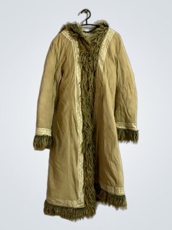 Long Tan Coat with Fur Trim