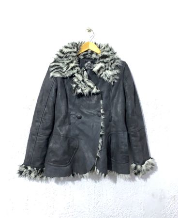 Faux Fur Trimmed Jacket