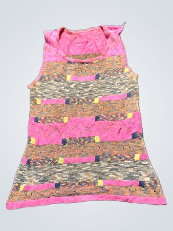 Rosa und graues gestreiftes Strick-Top