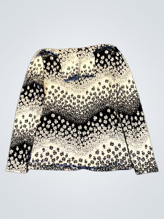 Rollkragenpullover mit floralem Muster