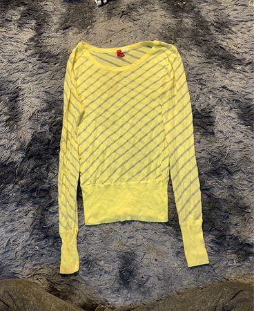Guess Gelb Gestreifter Langarmpullover