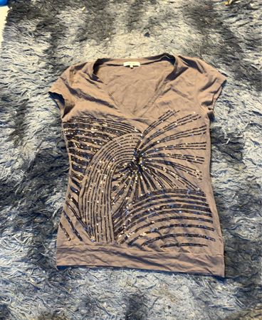 Braun paillettenbesetztes V-Ausschnitt-T-Shirt