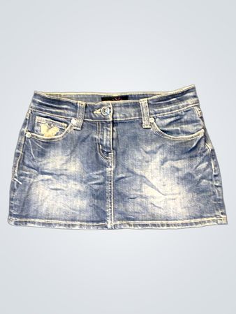 Denimrock mit Schmetterlingsverzierung