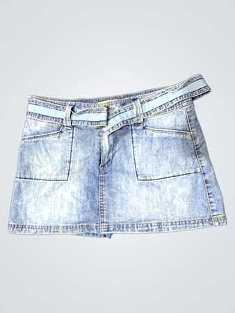 Denim-Minirock mit Gürtel