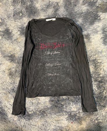 DKNY Jeans "Sin Querer Querer" Langarmshirt