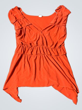 Roter Rüschenshirt mit Cap-Ärmeln