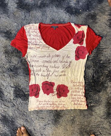 Street One Rot und Weiß Rose Druck V-Ausschnitt T-Shirt