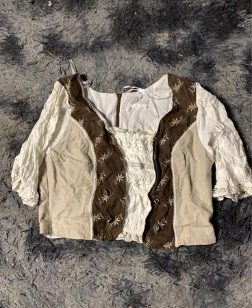 Patchwork-Bikinioberteil mit Insektenmotiv