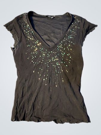 Schwarzes V-Ausschnitt T-Shirt mit Paillettenverzierung