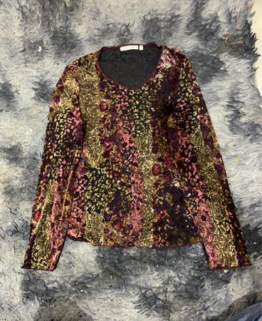 Jacqueline Riu Sheer Burnout Velvet Floral Print V-Neck Long Sleeve Top