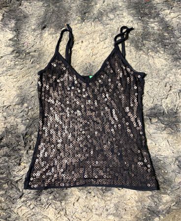 Schwarzes Pailletten-Cami-Top
