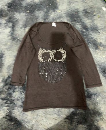 Braunes Langarm-Eulen-T-Shirt