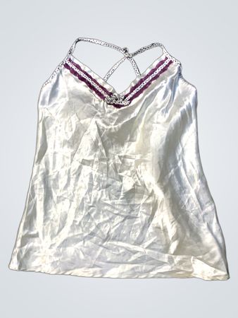 Weiße Satin-Cami mit lila Besatz